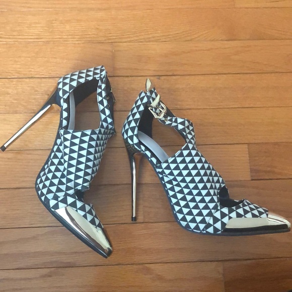 Shoes - Stylish Heels